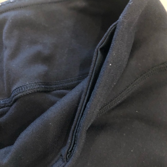 ALO yoga Leggings - Picture 7 of 11